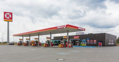 Circle K zawiesza działalność w Rosji. Shell przeprasza i robi to samo