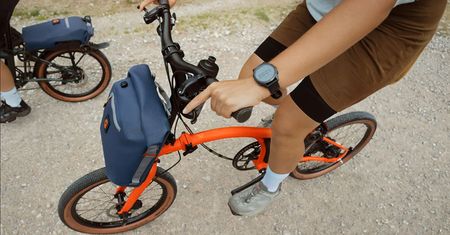 Zajmie mniej miejsca niż wózek. Ten rower elektryczny to prawdziwy hit