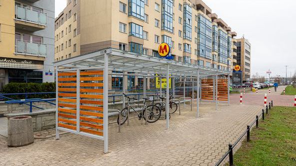 Warszawa. Rowerowa gwiazdka na Ursynowie. Ta innowacja bardzo ucieszy osoby wybierające kombinowane podróże po mieście (Miasto Jest Nasze)