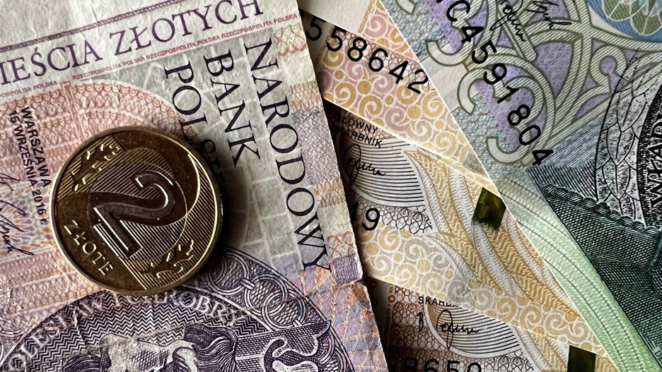 300 plus 2022. Do kiedy można składać wniosek o dodatek?