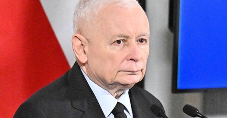 Emerytura Jarosława Kaczyńskiego. Tyle trafia do jego portfela co miesiąc