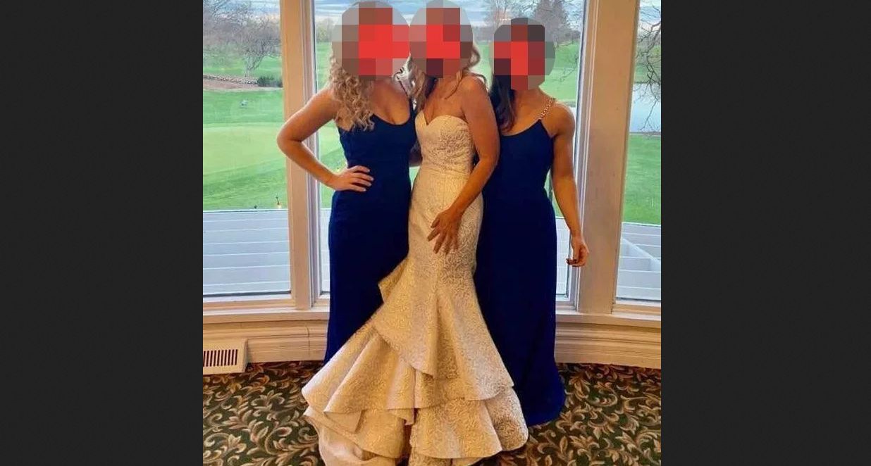 Matka założyła sunię w stylu panny młodej 