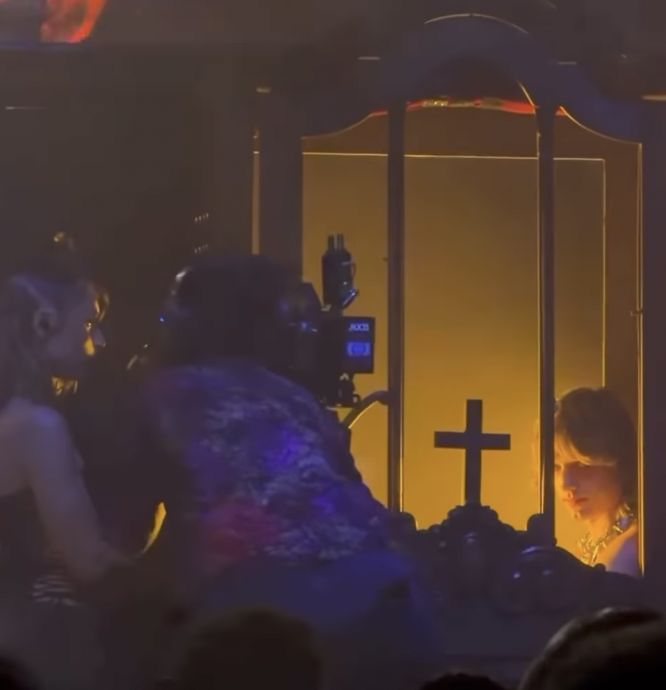 Kontrowersyjne sceny na koncercie Julii Kamińskiej