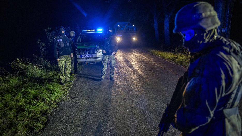 Uzbrojeni mundurowi przekroczyli granicę z Polską. Poważna prowokacja. 