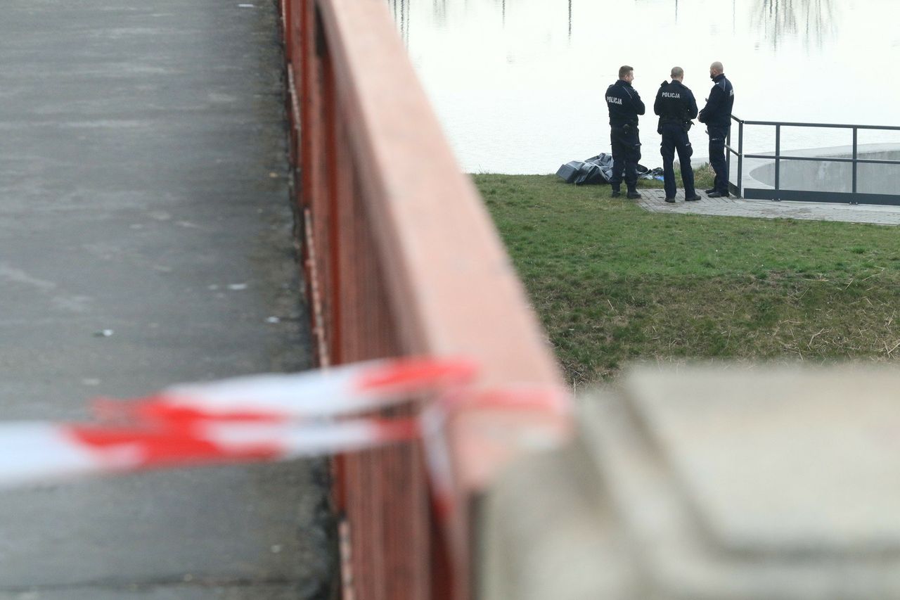 Jelenia Góra: Wyłowiono ciało mężczyzny. Na miejscu pracują służby