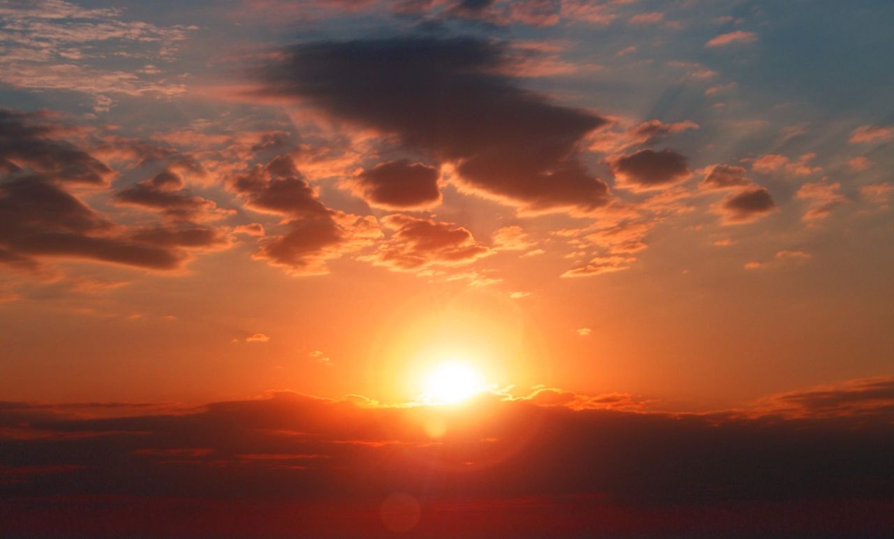 Jak sfotografować zachód słońca nad morzem? [Poradnik]