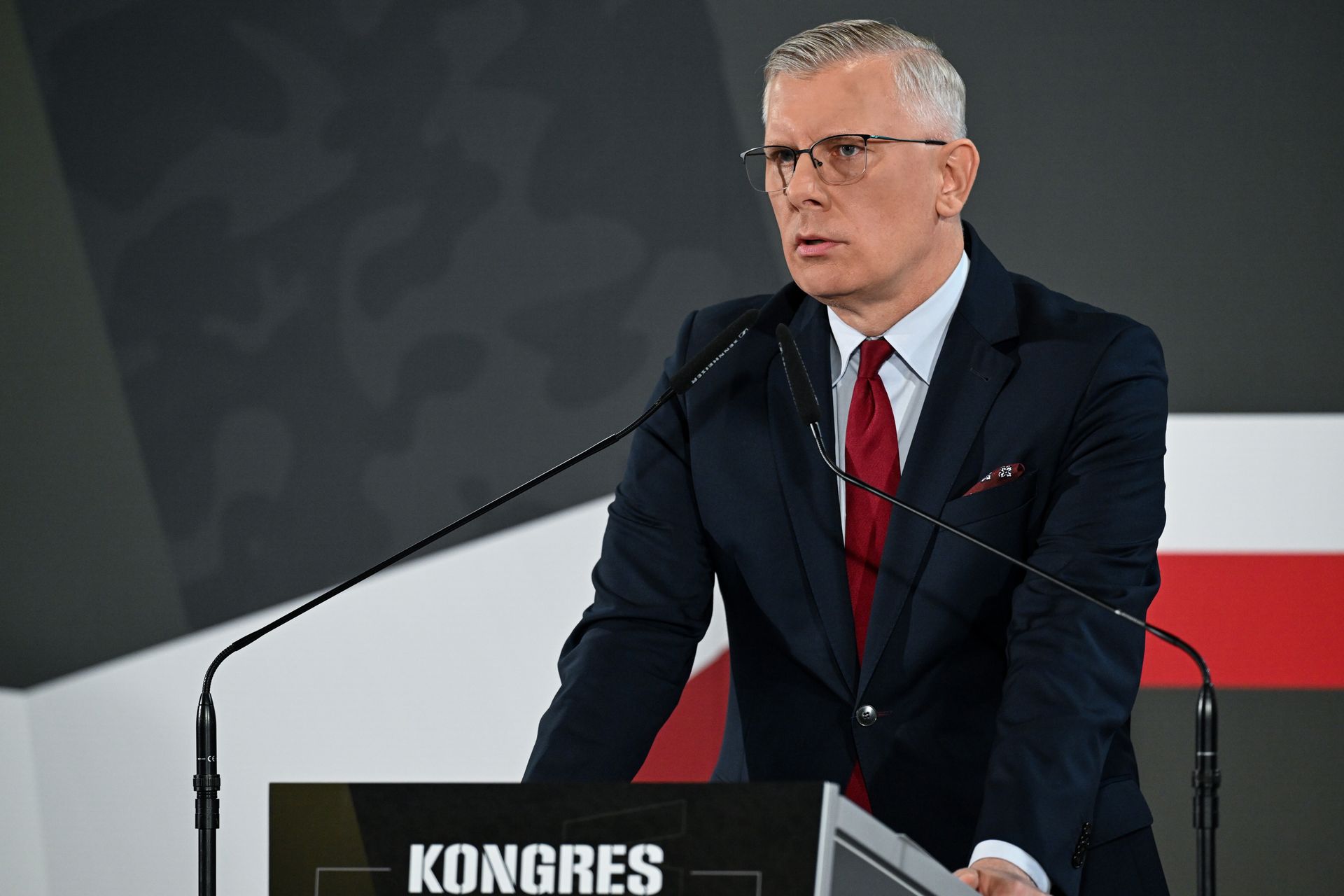 Tyle zarabia szef BBN. Pokazał przelew