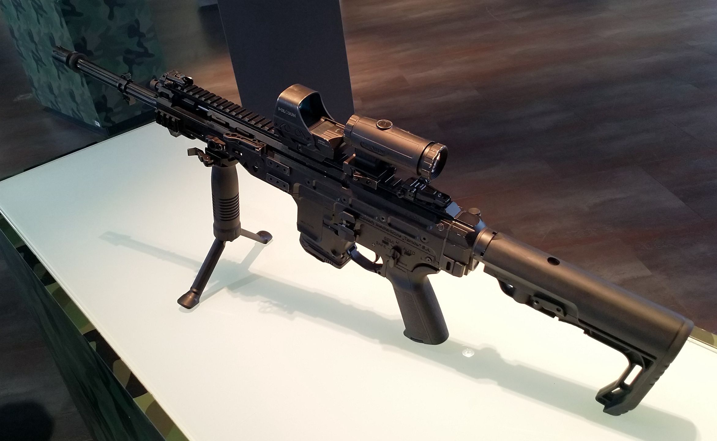 MWS-15 na nabój 5,56x45 mm NATO w całej okazałości.