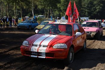Wielkopolskie: Adrenalina na torze. Ruszyły zapisy na Wrak Race