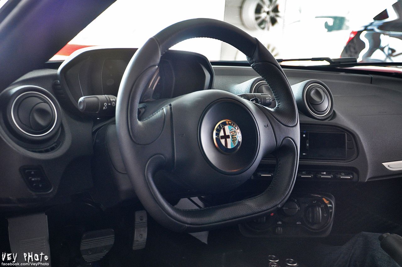 Che bella ragazza - Alfa Romeo 4C 7