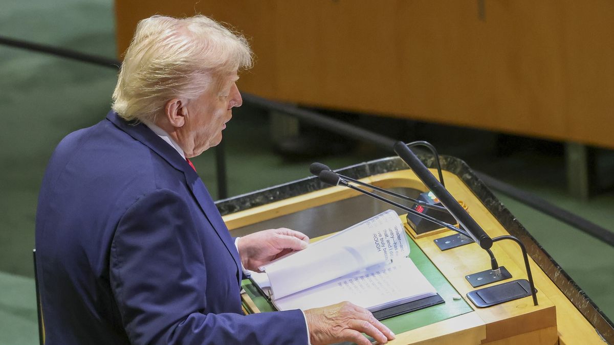 epaselect epa12399876 US President Donald Trump speaks during the General Debate of the 80th session of the United Nations General Assembly (UNGA) at the United Nations headquarters in New York, New York, USA, 23 September 2025. EPA/SARAH YENESEL Dostawca: PAP/EPA.