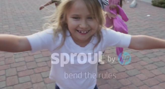 Odzyskana dziecięca kreatywność reklamuje komputer od HP i Intela (wideo)