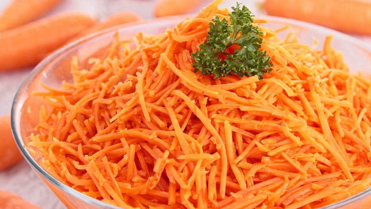 Surówka z marchewki - Pyszności