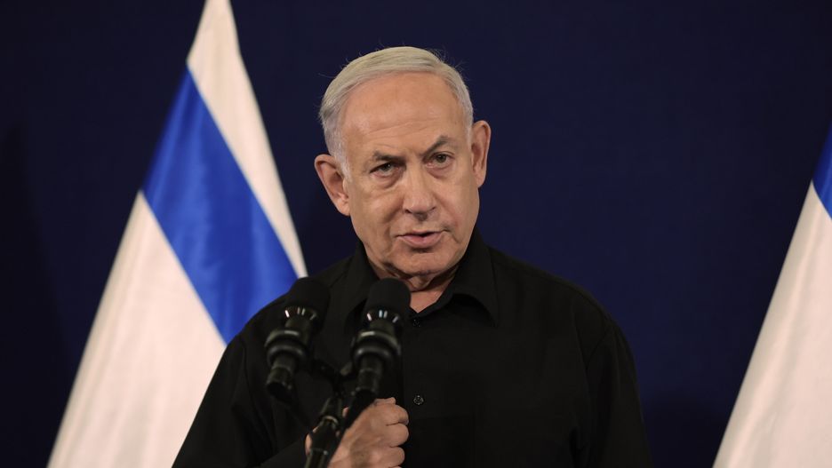 Israel's prime minister, defense minister hold press conference in Tel Aviv
epa10945788 Israel's Prime Minister Benjamin Netanyahu addresses a press conference in The Kirya military base in Tel Aviv, Israel, 28 October 2023.  EPA/ABIR SULTAN / POOL 
Dostawca: PAP/EPA.
ABIR SULTAN / POOL