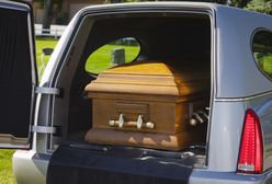Ukradł furgonetkę z zakładu pogrzebowego. W środku było ciało