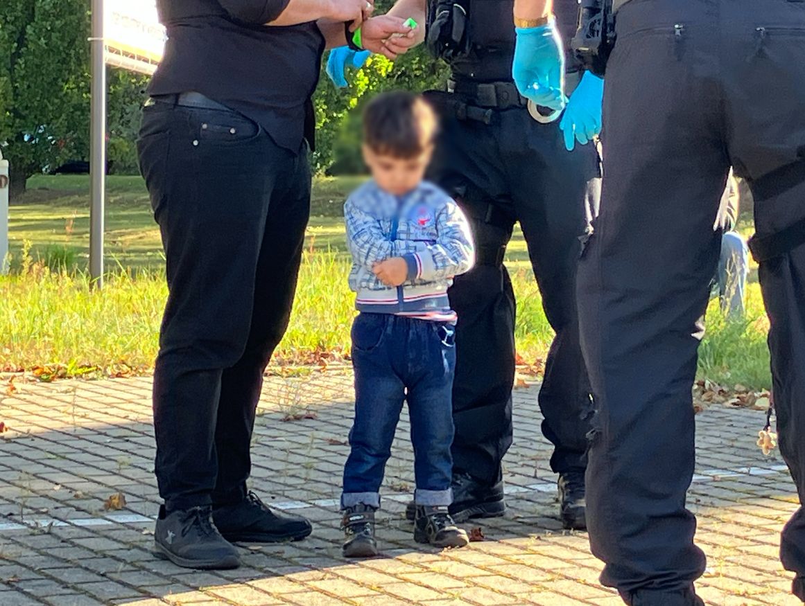 W nielegalnych migrantów były także dzieci