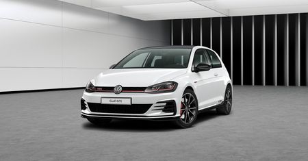 Volkswagen jeszcze nie pokazał Golfa GTI TCR, a już znamy jego cenę. Zdradził ją konfigurator