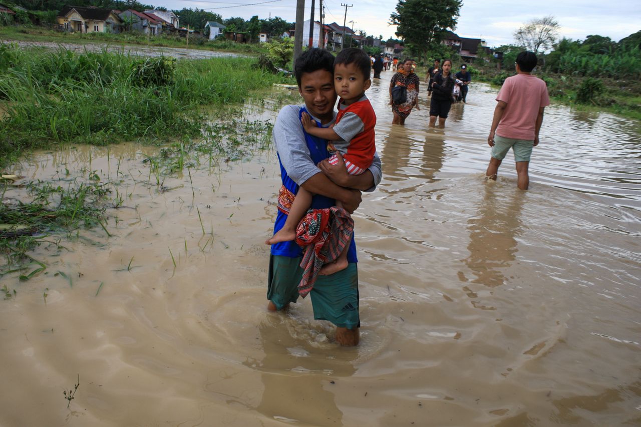 Zdjęcie dnia. Powódź w indonezyjskim mieście Medan