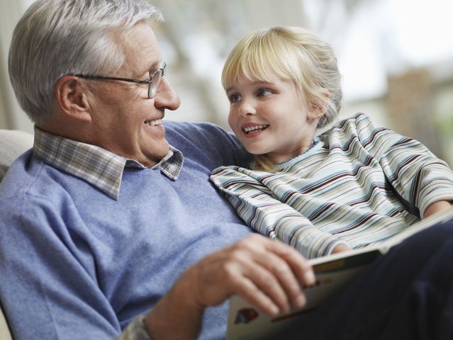 Dlaczego dzieci potrzebują częstych kontaktów z dziadkami? 