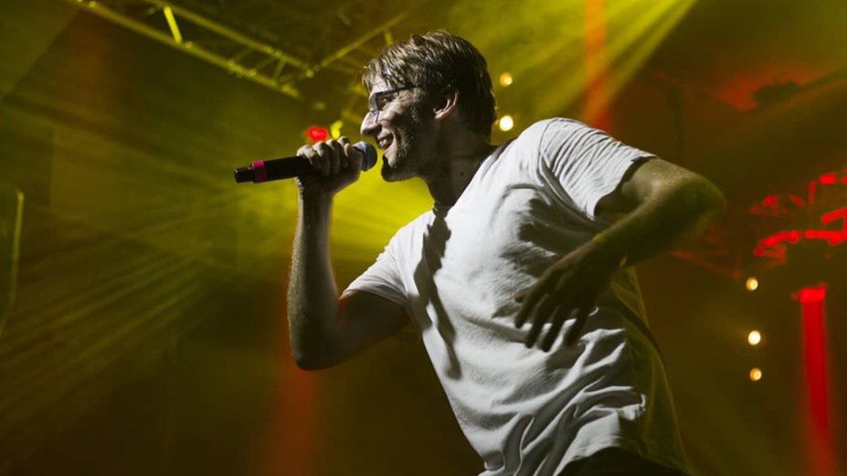 Raper Kękę wypowiedział się na temat sytuacji w Ukrainie.