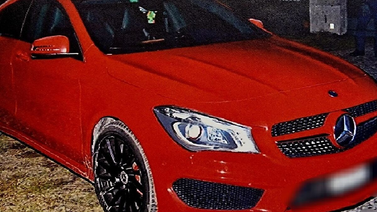 Zatrzymanie mercedesa do kontroli