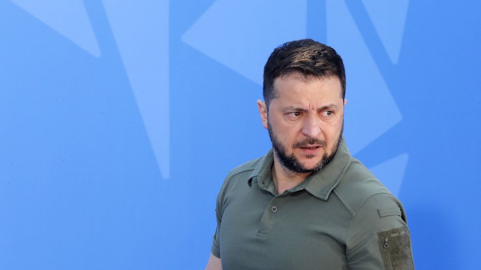 Ukrainian President Volodymyr Zelensky arrives for a second day of the NATO ?summit in Vilnius, Lithuania, 12 July 2023. The North Atlantic Treaty Organization (NATO) Summit takes place in Vilnius on 11 and 12 July 2023 with the alliance's leaders expected to adopt new defense plans. EPA/TOMS KALNINS Dostawca: PAP/EPA.