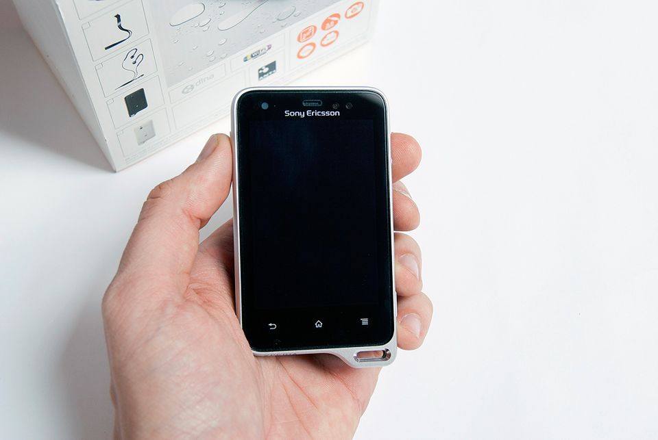 Sony Ericsson Xperia active - galeria zdjęć 4