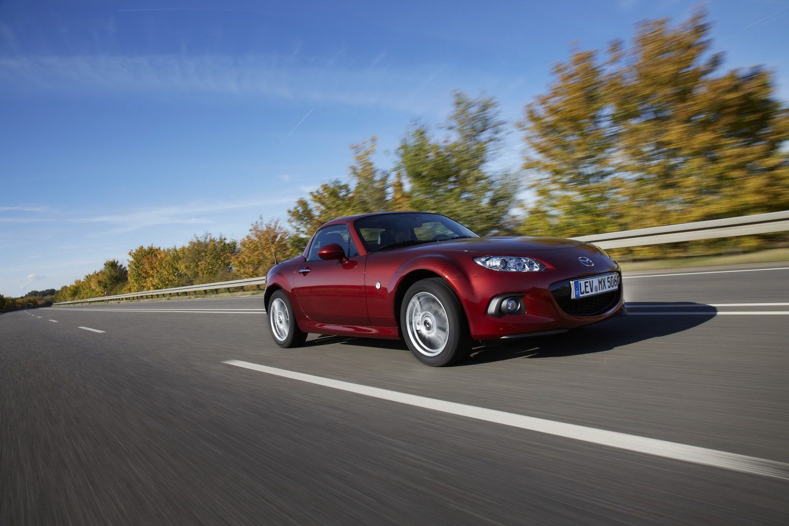2013 Mazda MX-5 - kultowy roadster po kuracji odmładzającej [galeria] 44