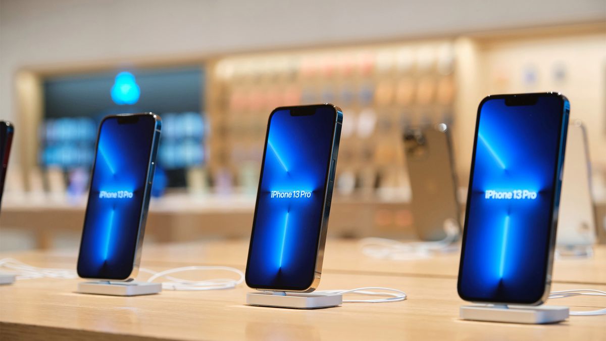 Kryzys na rynku smartfonów. Ceny idą w górę, a dostępność spada 1