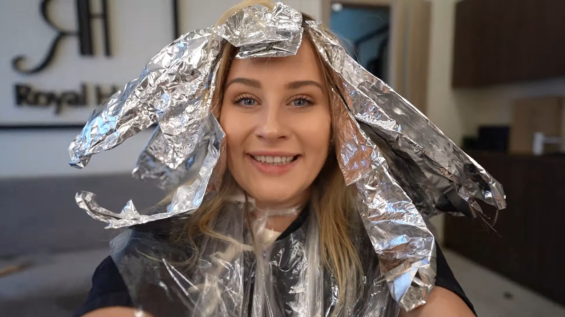 Andziaks podczas wizyty w salonie