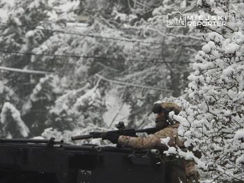 Podwójne zabójstwo na Targówku. Zdjęcia ze szturmu