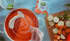 Pianie z zachwytu reklamuje przeciery pomidorowe Łowicz (wideo)