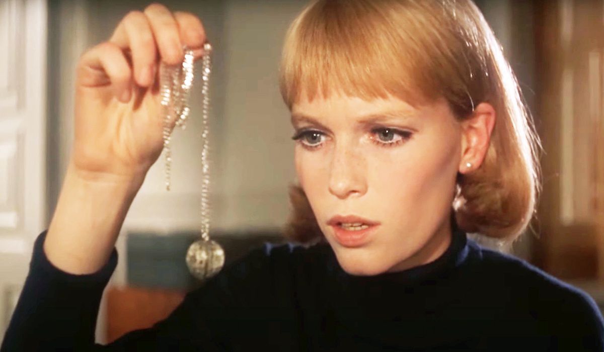 Mia Farrow w filmie "Dziecko Rosemary".