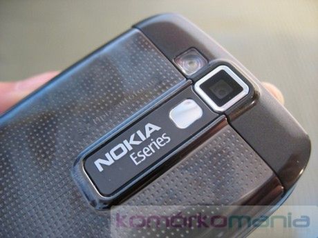 Cellna recenzja: Nokia E66 8