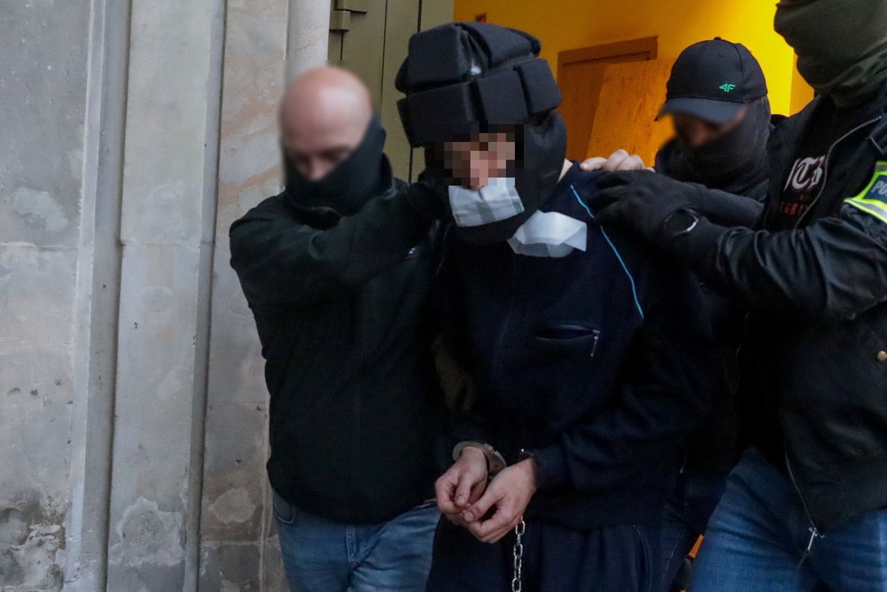 Zabójstwo na UW. Media ujawniają, co dalej z Mieszkiem R.
