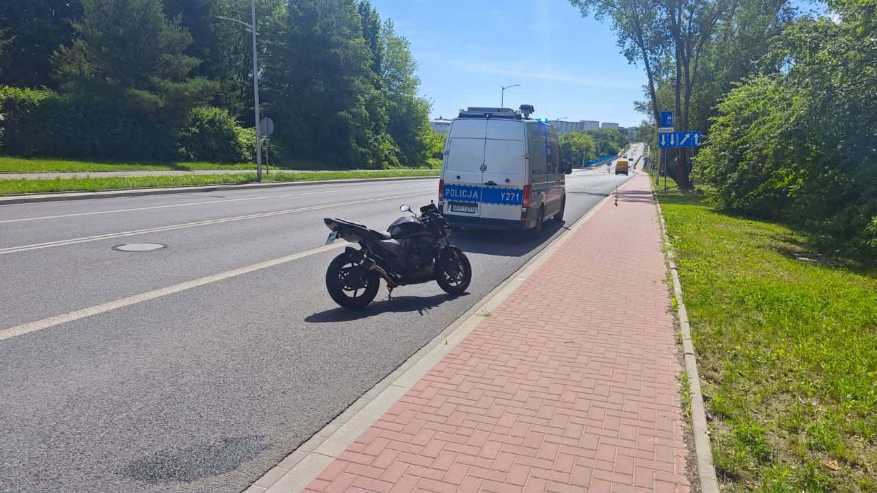 Poranny wypadek w Płocku. 32-letni motocyklista przewieziony do szpitala
