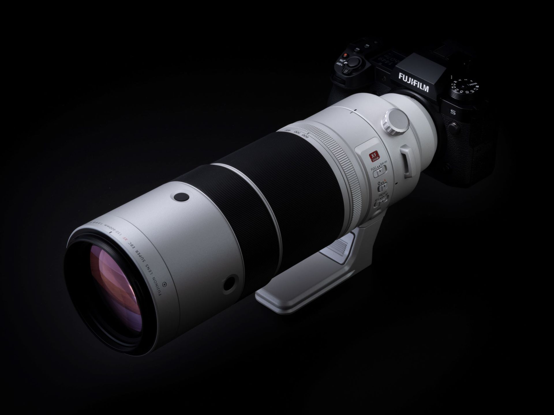 Korpus Fujifilm X-H2S z nowym procesorem wylądował. Towarzyszyły mu 2 obiektywy 5