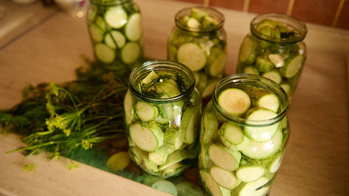Marynowanie cukinii