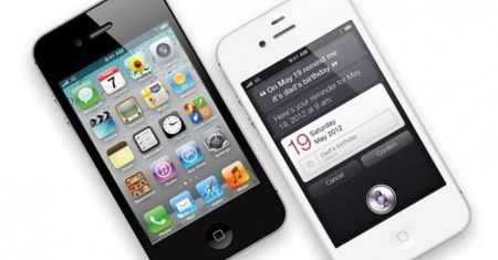 iPhone 4S vs iPhone 4 [wideo]
