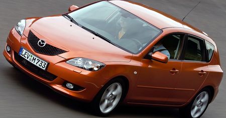 Używana Mazda 3 (BK) w pigułce. Japończyk z genami Forda