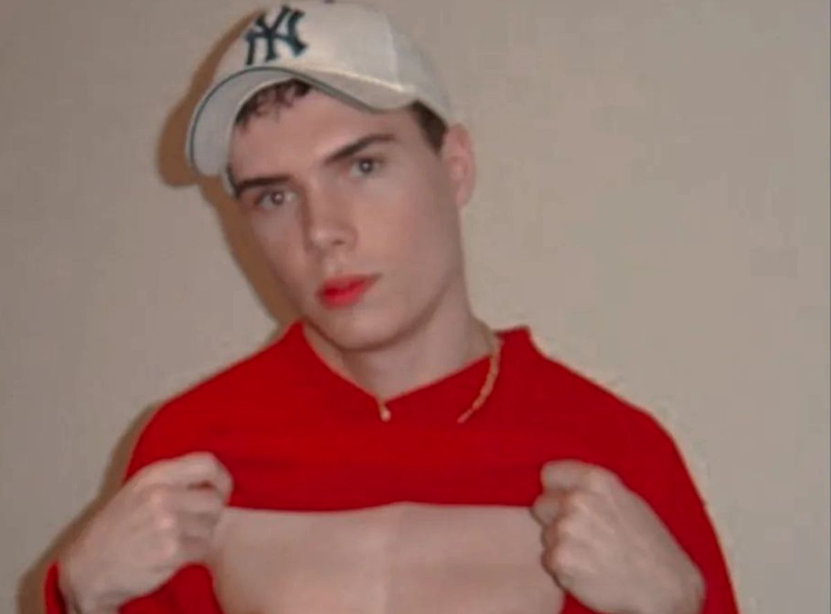 Luka Magnotta wrzucił do sieci filmik, na którym bezcześci zwłoki swojej ofiary