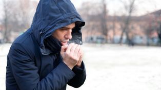 Atak zimy. Polacy rzucili się na jedną rzecz. Znika w mgnieniu oka