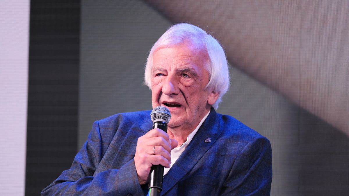 Karpacz, 06.09.2023. Wicemarszałek Sejmu Ryszard Terlecki podczas panelu dyskusyjnego "Instytucje społeczeństwa obywatelskiego w Europie Karpat" w trakcie XXXII Forum Ekonomicznego w Karpaczu, 6 bm. (ad)PAP/Kalbar