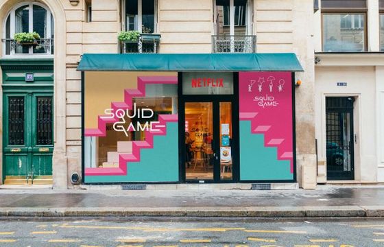 Netflix otworzył w Paryżu sklep pop-up z atrakcjami dla fanów serialu "Squid Game"