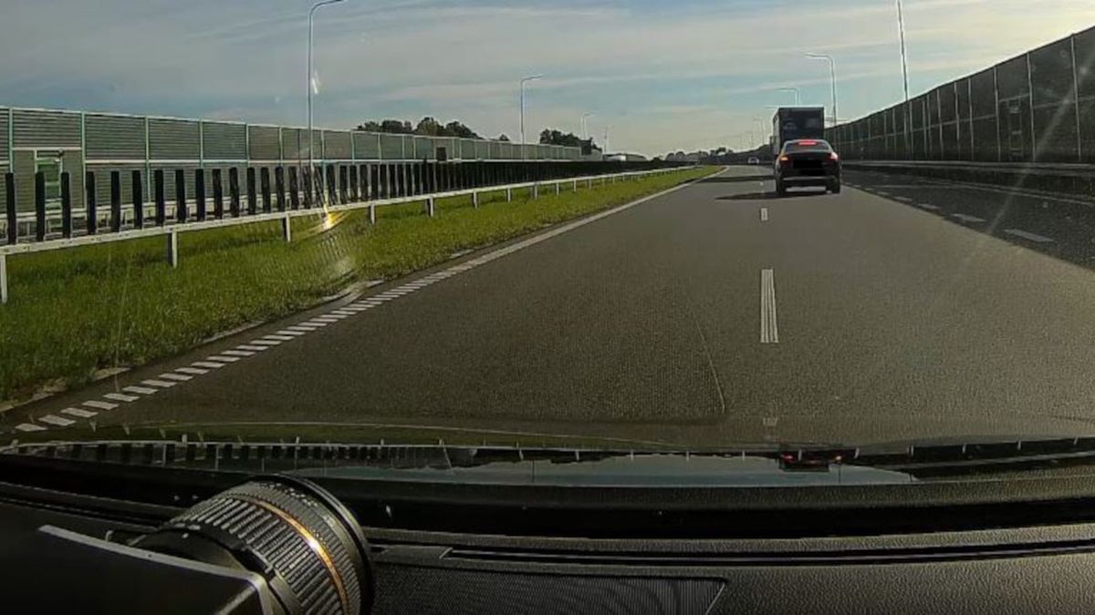 "Krokodylki" mają również mobilny sprzęt do pomiaru prędkości