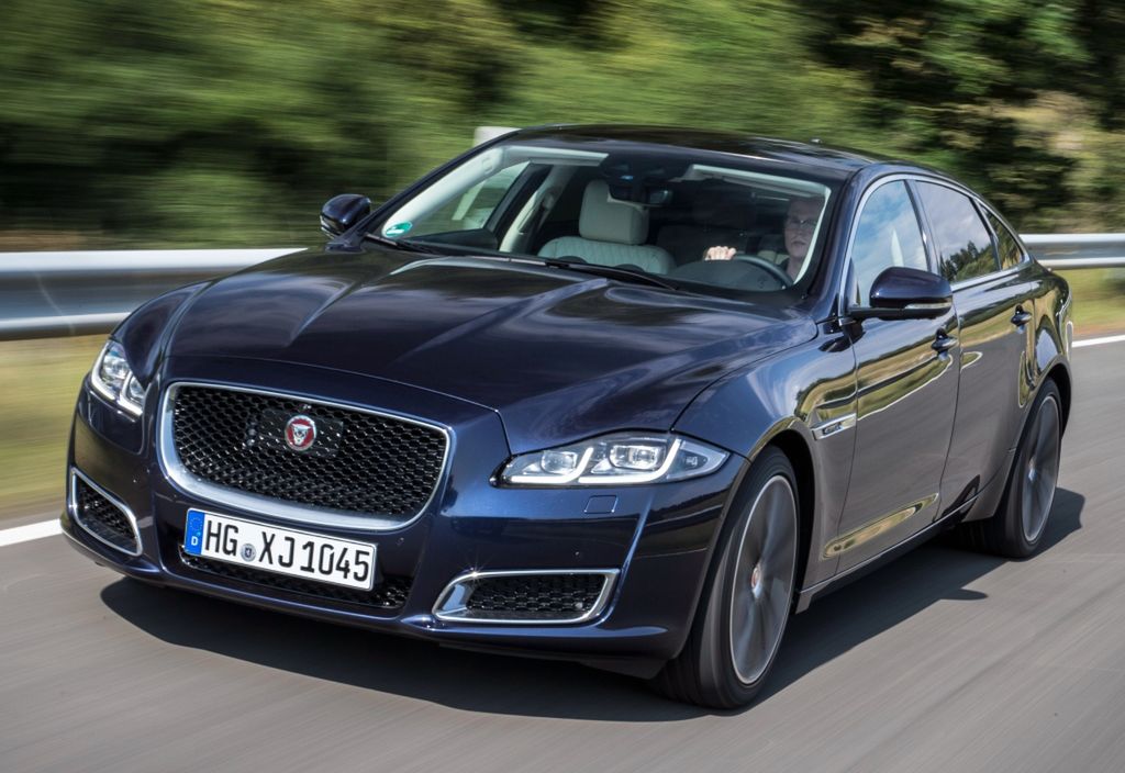 Jaguar XJ łączył elegancję z nowoczesnością