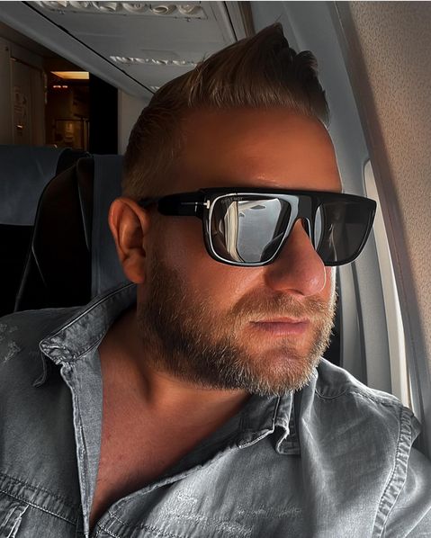 Bartek Jędrzejak uderza w PKP