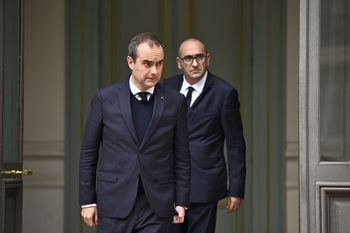 Francja reaguje na zamieszki. Będzie "częściowa" godzina policyjna