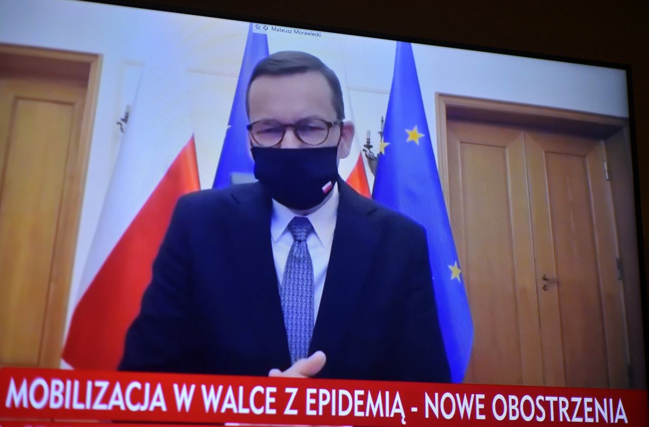 Kacprzak: "Piękne zaklęcia premiera nie działają na wirusa" [OPINIA]