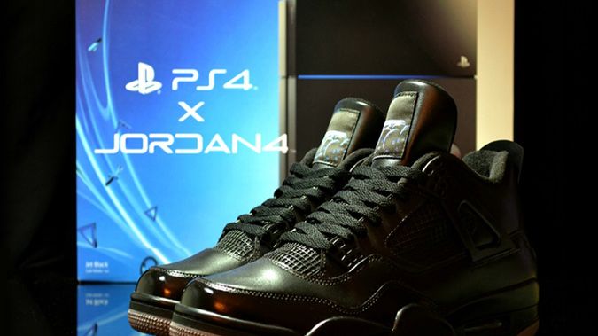 JRDN 4 X PS4 - buty dla fanów PlayStation. Z portem HDMI! 1